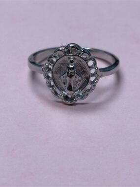 Silver Tone Virgin Mary Halo Ring – Size 4 / 15mm – NWOT ✨🙏